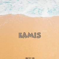إسم Lamis مكتوب على صور الرمل