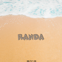 إسم Randa مكتوب على صور الرمل